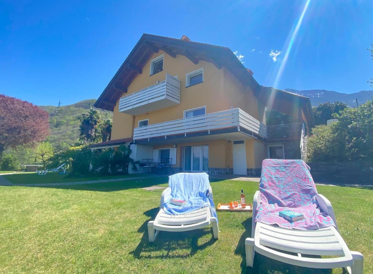 Bellavista A Garten Appartement Mit Pool Colico Exteriér fotografie