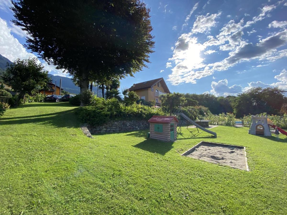 Bellavista A Garten Appartement Mit Pool Colico Exteriér fotografie